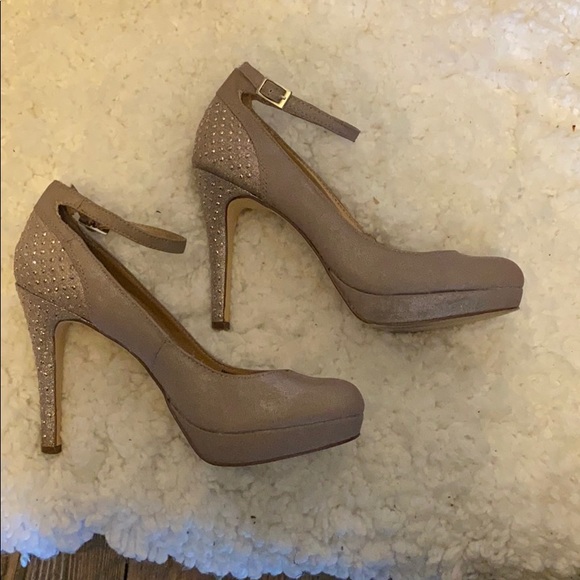 Champagne Rhinestone Pumps - Picture 5 of 6